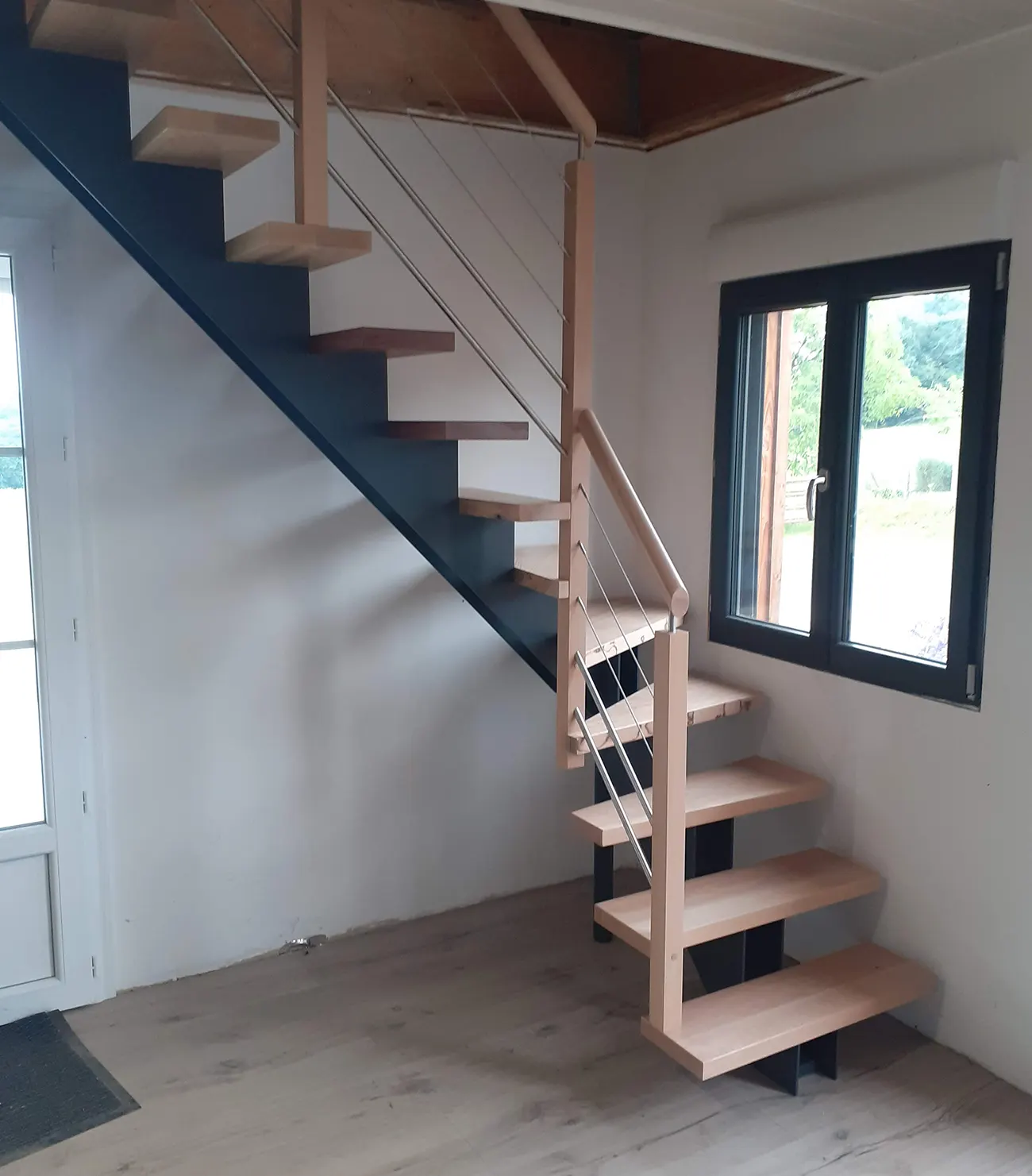 pose d'escaliers en bois et alu en Dordogne 